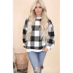 BiBi Black & White Sherpa Faux Fur Checkered Sweater Women's Loose Fit XL